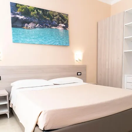 Cilento 卡梅罗塔的码头